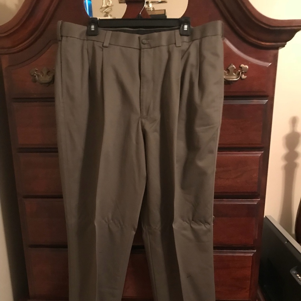 Men’s Dark Khaki Dress Pants